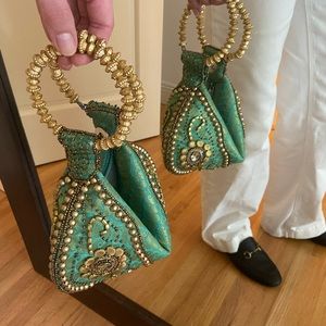 Jewel handle purse Cato